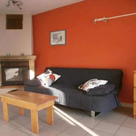Feriehus Cozy Holiday With Fire Place Close To